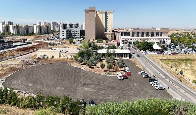 Diyarbakır'da 4 bin 500 metrekarelik ücretsiz otopark!
