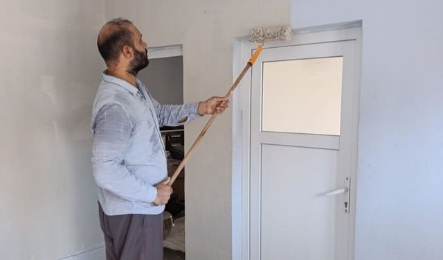 Diyarbakır'da belediye imamın evini boyadı!