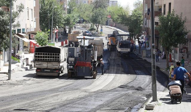 Diyarbakır’da unutulan mahalle: Yıllar sonra asfalt gördü