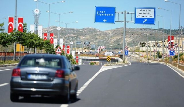 Diyarbakır’daki yol 9 yılda bitmedi: Maliyeti milyarları aştı!