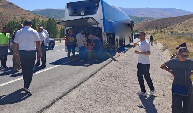 Yolcu otobüsü kaza yaptı, ikinci şoför öldü!