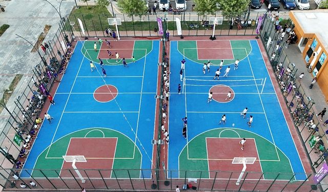 Diyarbakır’da binlerce çocuk sporla buluştu