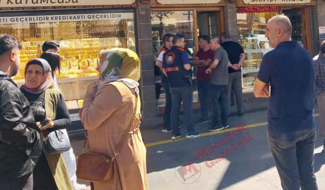 Diyarbakır'da bir kuyumcu soyuldu: İşte çalınan altınlar!