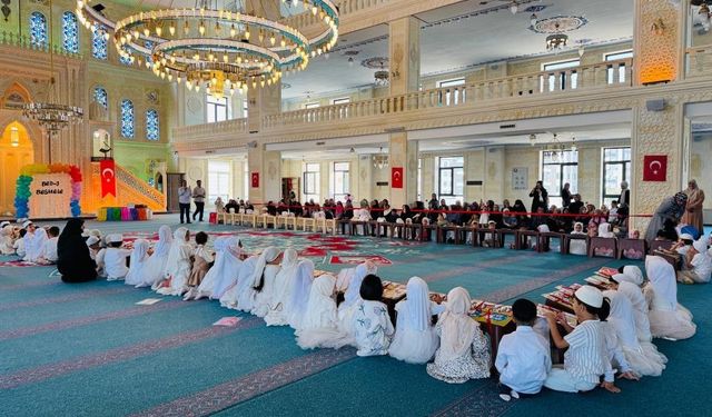 Diyarbakır'da çocuklar Kur'an Kerim eğitimiyle tanıştı: İl Müftüsü katıldı