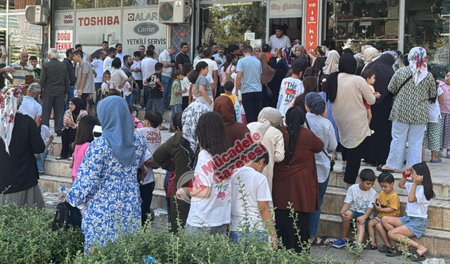 Diyarbakır'da okul kıyafetleri sorunu velileri isyan ettirdi