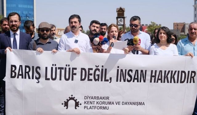 POLİTİKA