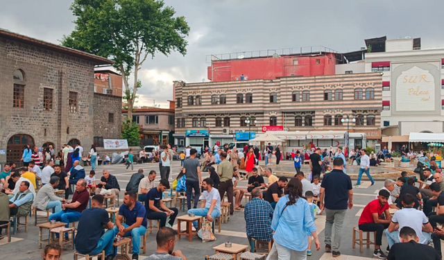Yaz sezonu bitti: Diyarbakır turist akınına uğradı, sayı belli oldu!