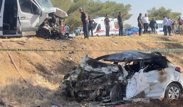 Şanlıurfa'da kaza! Yanarak can verdi, yaralılar var