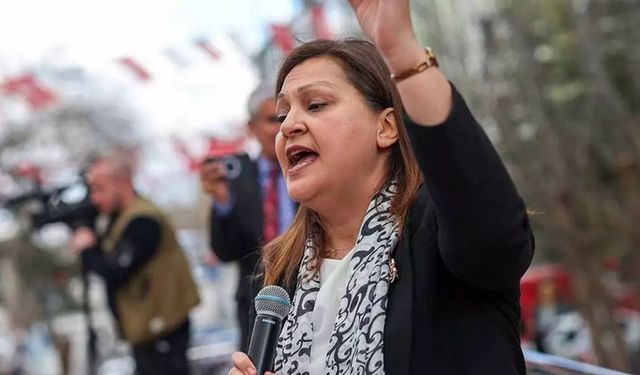 POLİTİKA