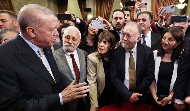 DEM Parti’den ‘fotoğraf’ açıklaması