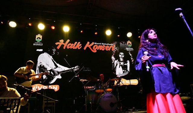 Diyarbakır’da halk konseri: Binler şarkılarla coştu