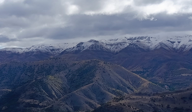 Diyarbakır’ın komşu şehrine yılın ilk karı yağdı!