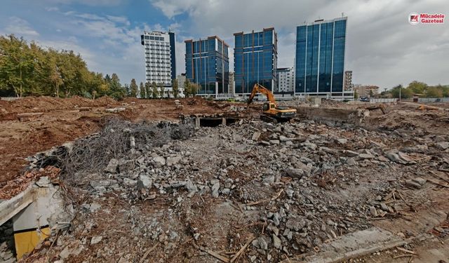 Galeria’nın yanındaki park yıkıldı: Yerine ne yapılacağı belli oldu!