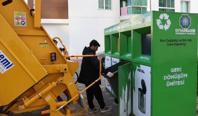 Diyarbakır’a geri dönüşüm üniteleri yerleştirildi