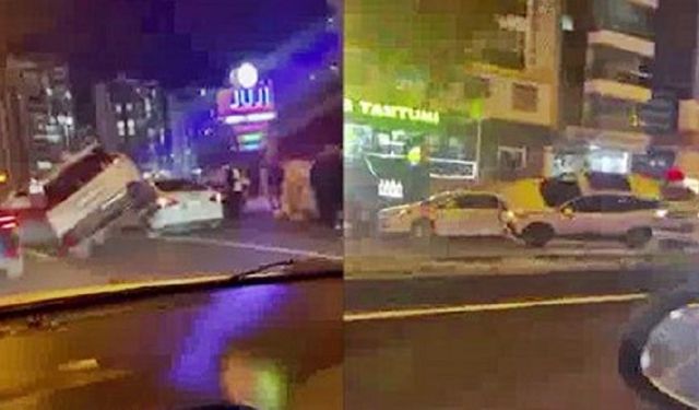 Diyarbakır’da ilginç kaza: Aracın üzerine çıktı!