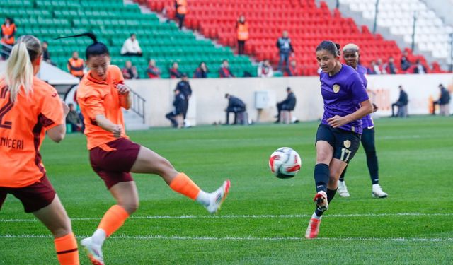 Diyarbakır Stadyumu’nda oynandı: Amedspor Trabzonspor’a yenildi!