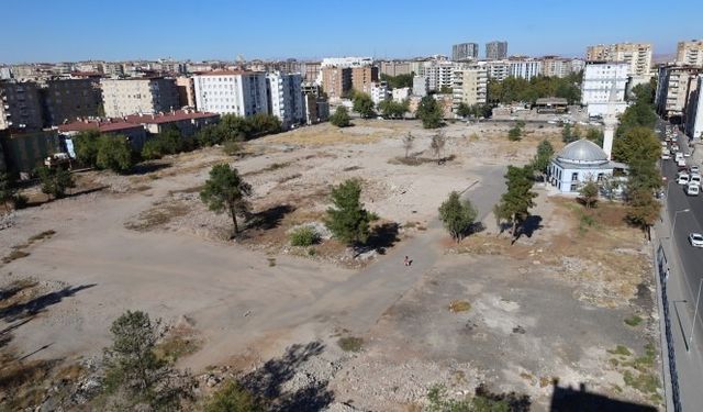 Diyarbakır’da yıkılan Polis Okulu'nun yerine ne yapılacak?