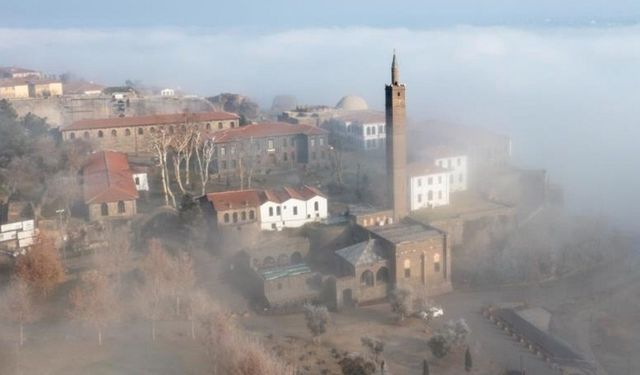 Diyarbakır’ı sis bastı: İşte o kartpostallık görüntüler!