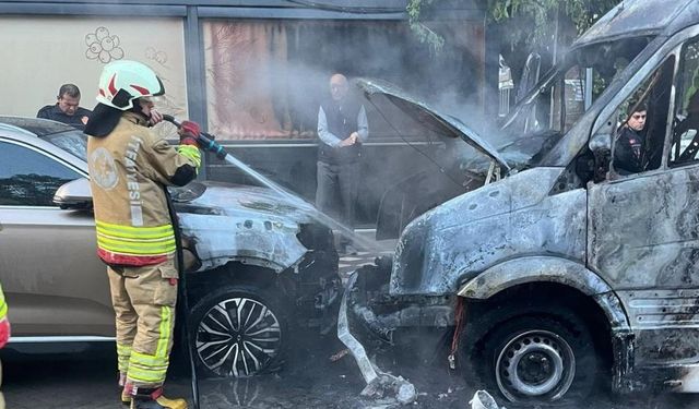 Öğrenci servisi alev aldı: Çocuklar son anda kurtarıldı