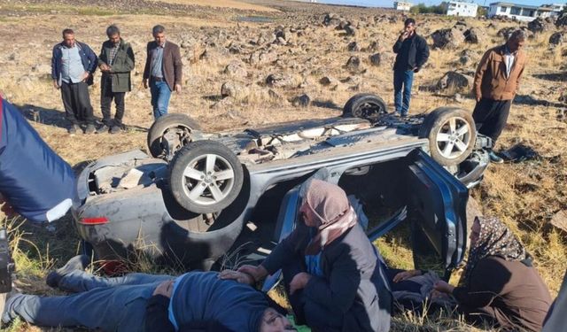 Siverek-Viranşehir yolunda kaza: Aynı aileden 4 kişi ağır yaralandı