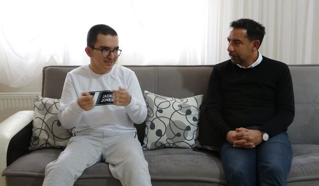 Tunceli’de 10 yıldır evde eğitim görüyor: Azmiyle takdirleri topluyor!