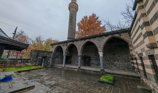İsyanda yıkılmıştı: İşte Diyarbakır’daki o cami!