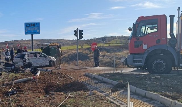 Diyarbakır yolunda kaza: Doktor ağır yaralandı!