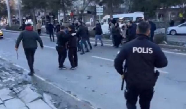 Diyarbakır Adliyesi önünde kavga çıktı: Polis devreye girdi!