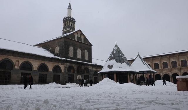 Diyarbakır’a uyarı geldi: Kar yağışı için tarih verildi!