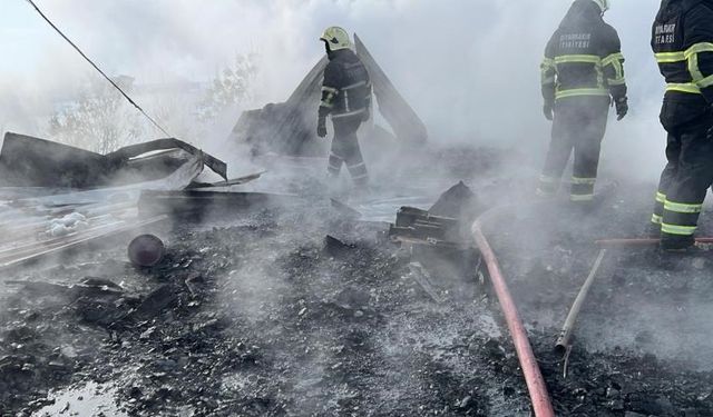 Diyarbakır'daki okulda yangın çıktı, öğrenciler tahliye edildi!