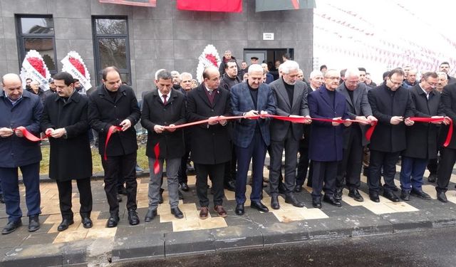 Malatya'da Diyarbakırlılar için yapıldı: Vekiller açılışa katıldı
