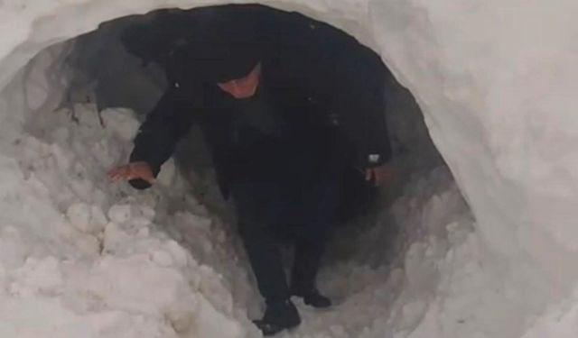 Görüntüler Diyarbakır’dan: Kara kaplandı, tünel açtı!