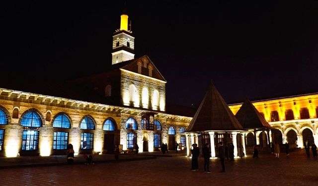 DEDAŞ’tan Diyarbakır Ulu Cami’ye yeni aydınlatma!