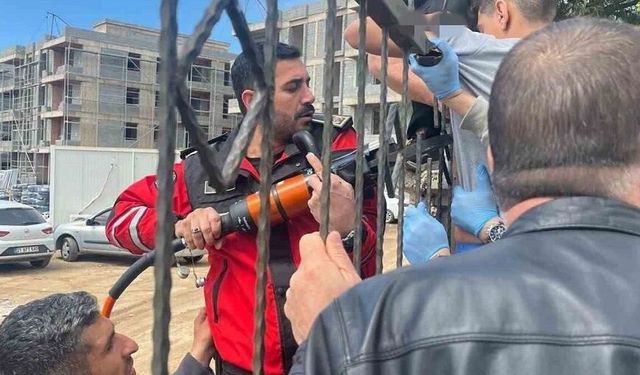 Diyarbakır’da okulda öğrencinin koluna demir saplandı!