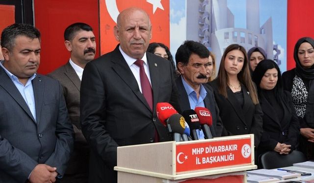 POLİTİKA