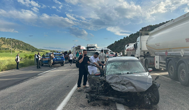 Adıyaman’da feci çarpışma: Çok sayıda ölü ve yaralı var!