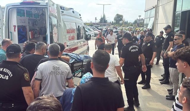 Restorana silahlı saldırı: Çok sayıda ölü ve yaralı var!