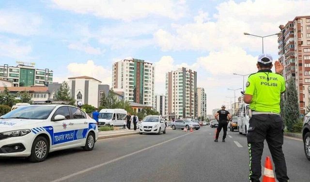 Araç sahipleri dikkat: Bu ekipmanlar yoksa 1246 TL ceza!