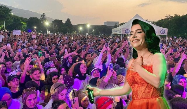 Bursa'da Rojda'nın konserine büyük ilgi!