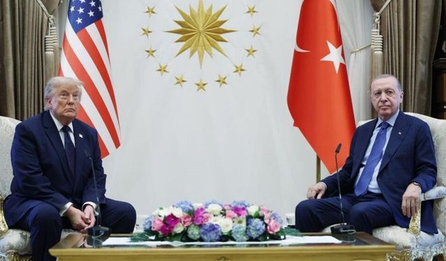 POLİTİKA