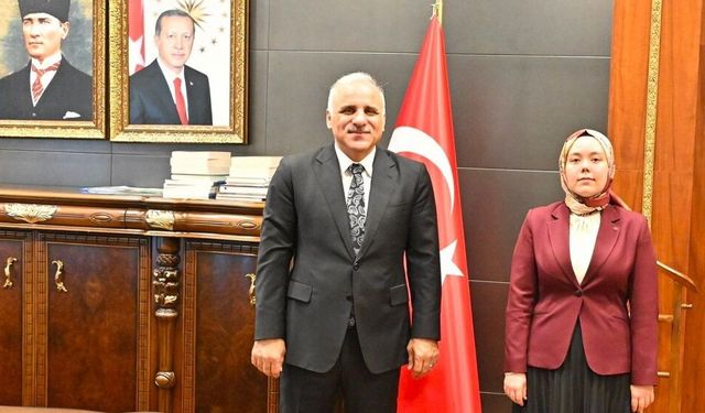Diyarbakır’a yeni atama: Vali Zorluoğlu’nu ziyaret etti!
