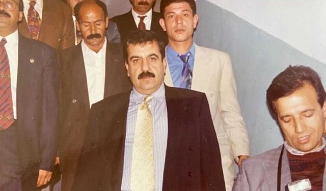 POLİTİKA