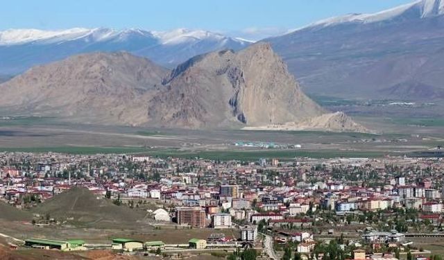 Ağrı’da şüpheli ölüm: Din Kültürü Öğretmeni ölü olarak bulundu