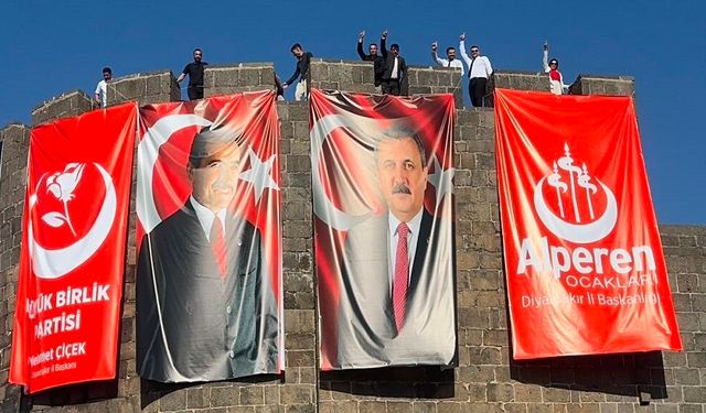 POLİTİKA