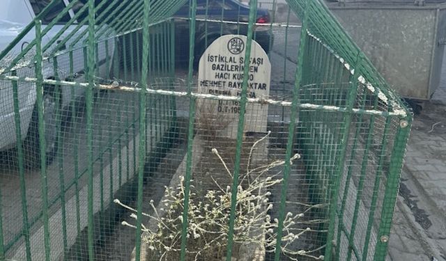 Diyarbakır’da şaşırtan görüntü: Mahallenin ortasında bir mezar