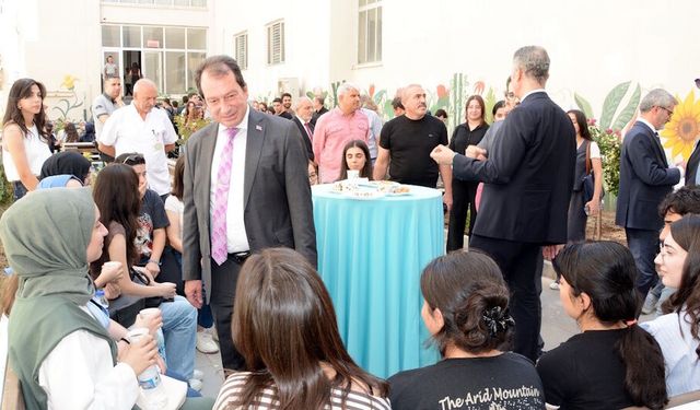 Dicle Üniversitesi’nde genç hekim adaylarına sıcak karşılama