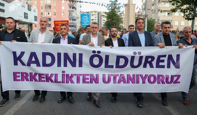 POLİTİKA