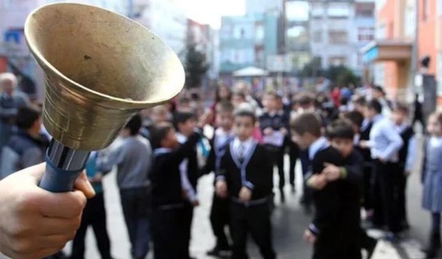 Diyarbakır’da ders zili çaldı: İşte okul ve öğretmen öğrenci sayısı!