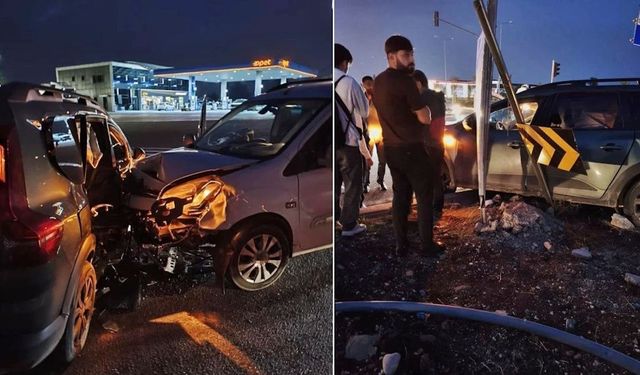 Diyarbakır'da otomobiller kafa kafaya çarpıştı: 2 yaralı
