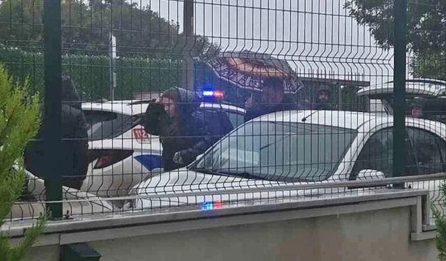 Okul önünde kavga: Bekçi veliyi vurdu, valilikten açıklama